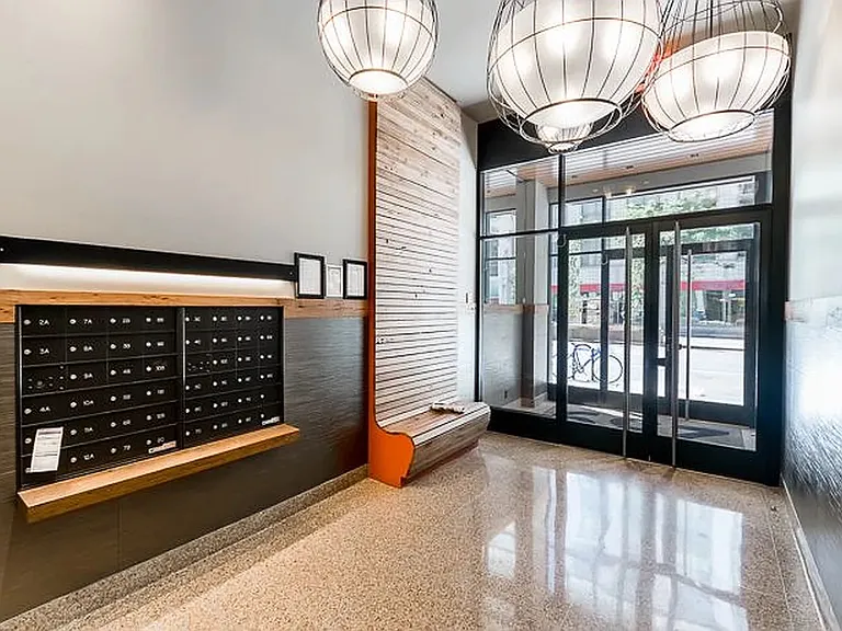 239 Park Ave S #4B — Photo 6