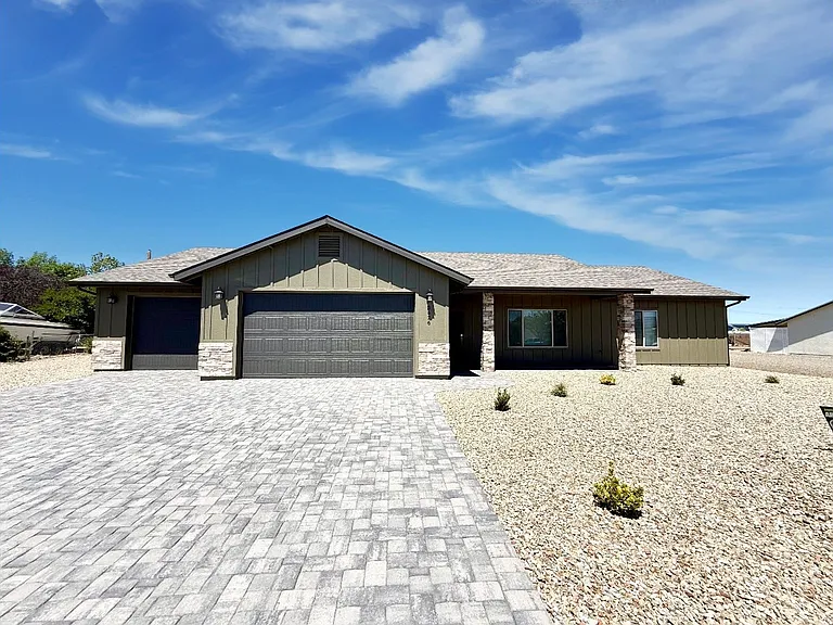 3676 N Valley View Dr — Photo 1