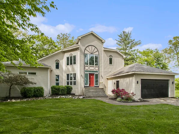 3831 Forest Trl, Allegan, MI 49010