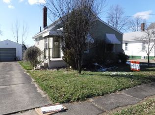 402 Peffer Ave, Niles, OH 44446