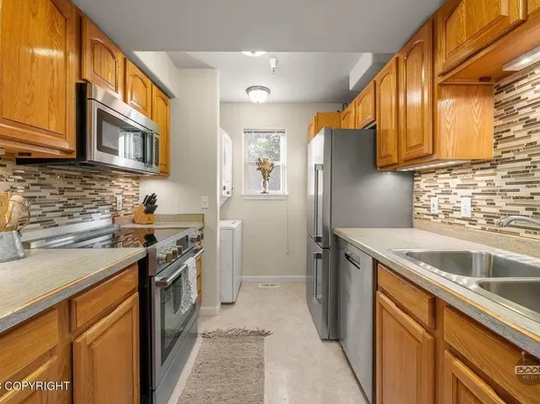 5719 Denali St APT F, Anchorage, AK 99518