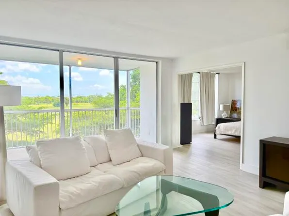 3080 N Course Drive #407, Pompano Beach, FL 33069