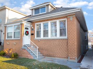 6718 Riverside Dr, Berwyn, IL 60402