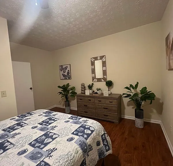 4030 Hill Station Ct — Photo 11
