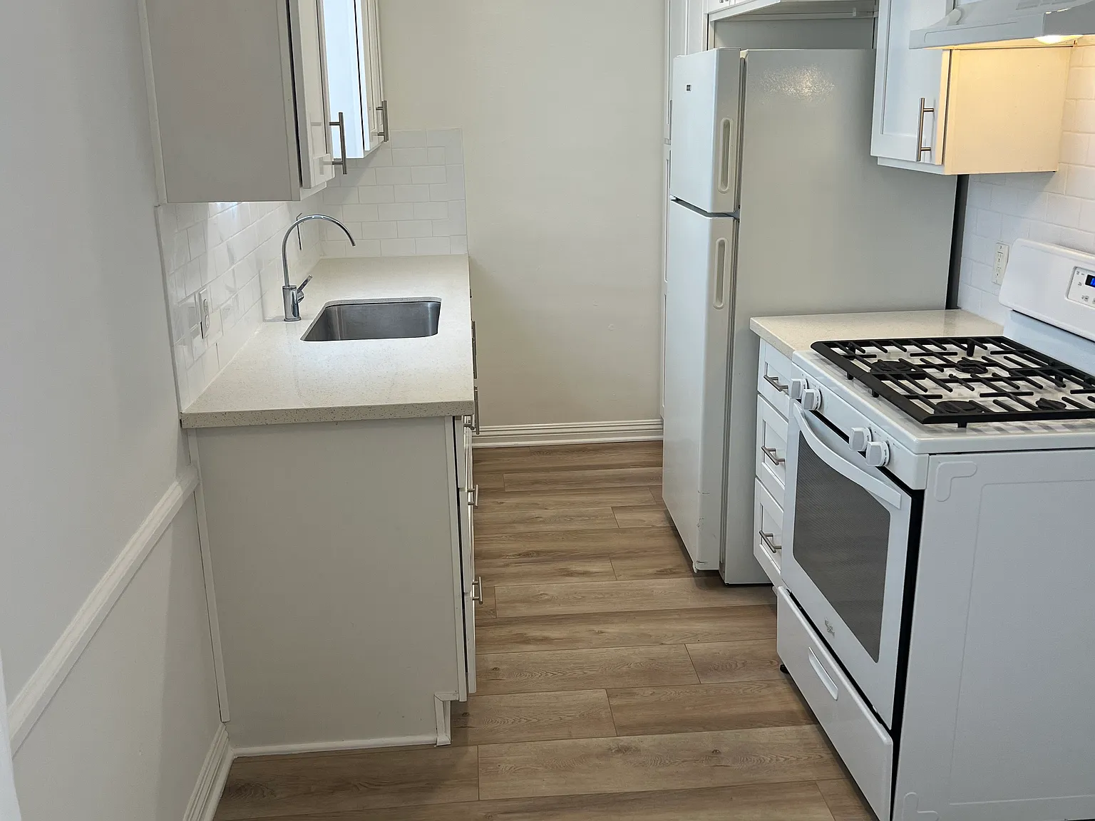 7117 Whitsett Ave — Photo 4