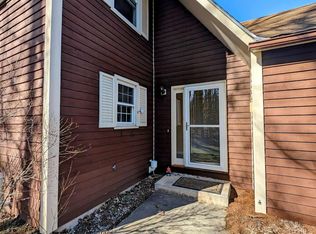 27 Woodbine By The Lk UNIT 1, Colchester, VT 05446