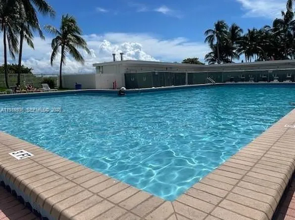 6345 Collins Ave APT 614, Miami Beach, FL 33141