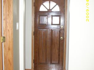 1033 Townsend St, Sycamore, IL 60178