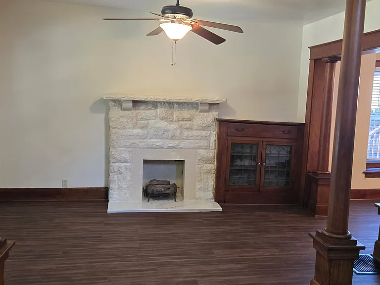 4007 Clark Ave — Photo 4