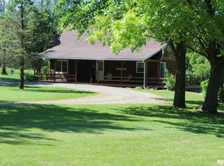 21124 N Blue Ridge Rd, Chillicothe, IL 61523