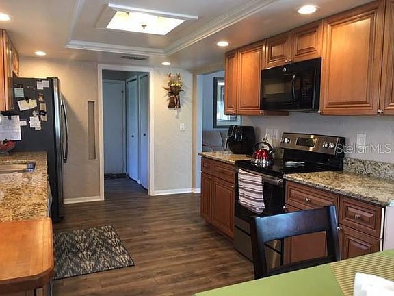 5th image of 2513 Locksley St #2