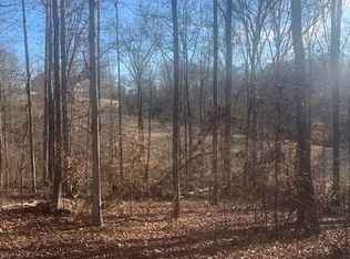 109 Falls Dr, Westminster, SC 29693