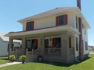 618 W Oak St, Mitchell, IN 47446