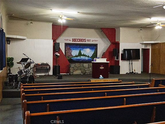 3rd image of 203 W 20th St