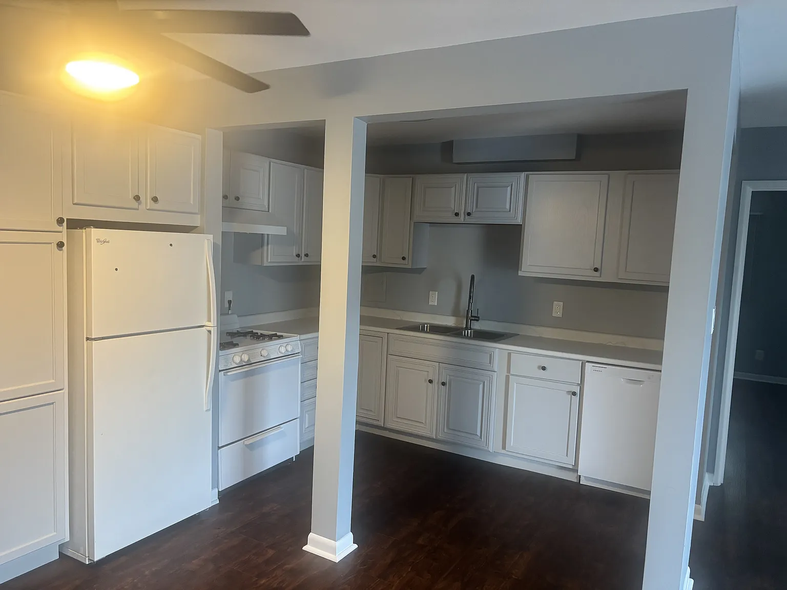 1102 Jefferson Ave - 6 — Photo 3