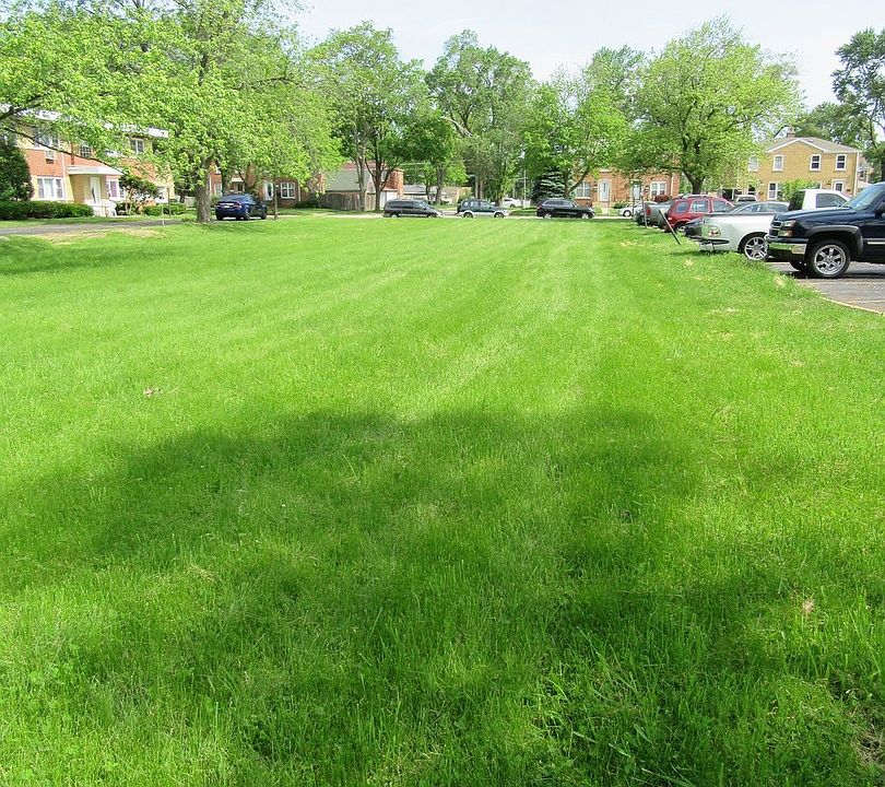 2nd image of 1715 Howard Ave