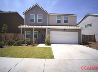 3307 Rustic Woods Ln, Shafter, CA 93263