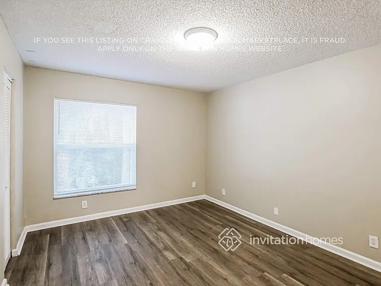 1220 NW 89th Dr — Photo 14
