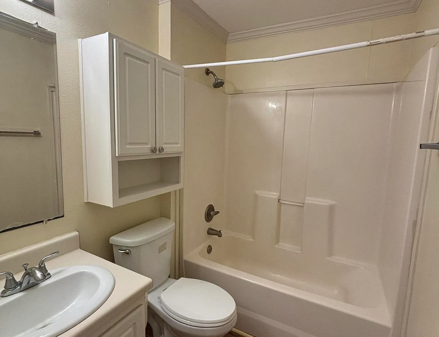 1 bed, 1.0 bath, 432 sqft, $995 — Photo 4