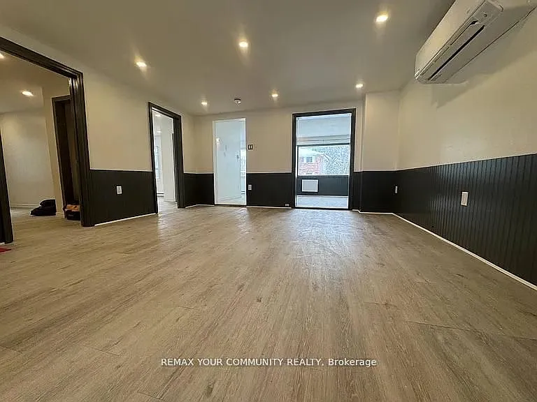 22 Clifton St #MAIN FLOOR — Photo 14