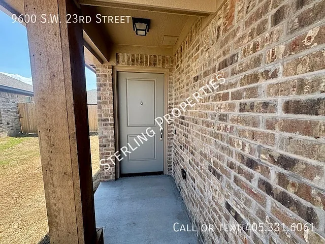 9600 SW 23rd St — Photo 3