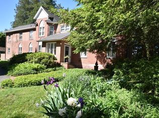 232 Amity St, Amherst, MA 01002