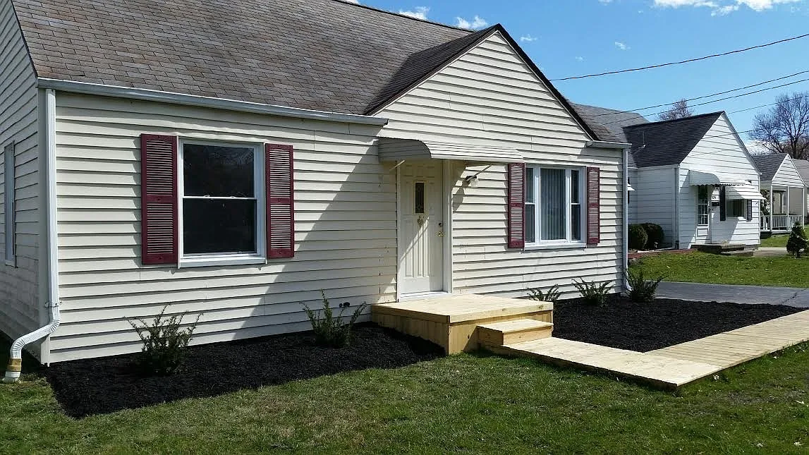 3 Bedroom Home — Photo 1