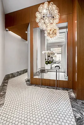 Rented by Compass | media 22