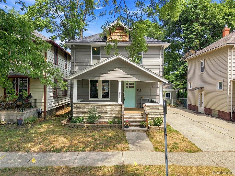1st image of 231 E Saratoga St