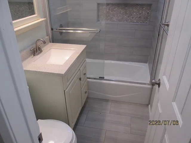 5608 Hayter Ave — Photo 3