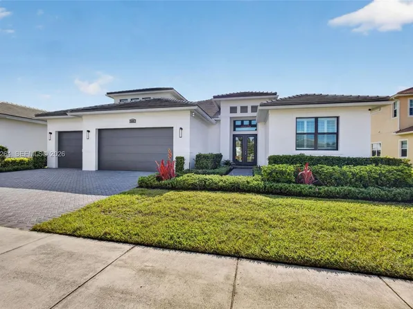 8609 SW Felicita Way, Port Saint Lucie, FL 34987