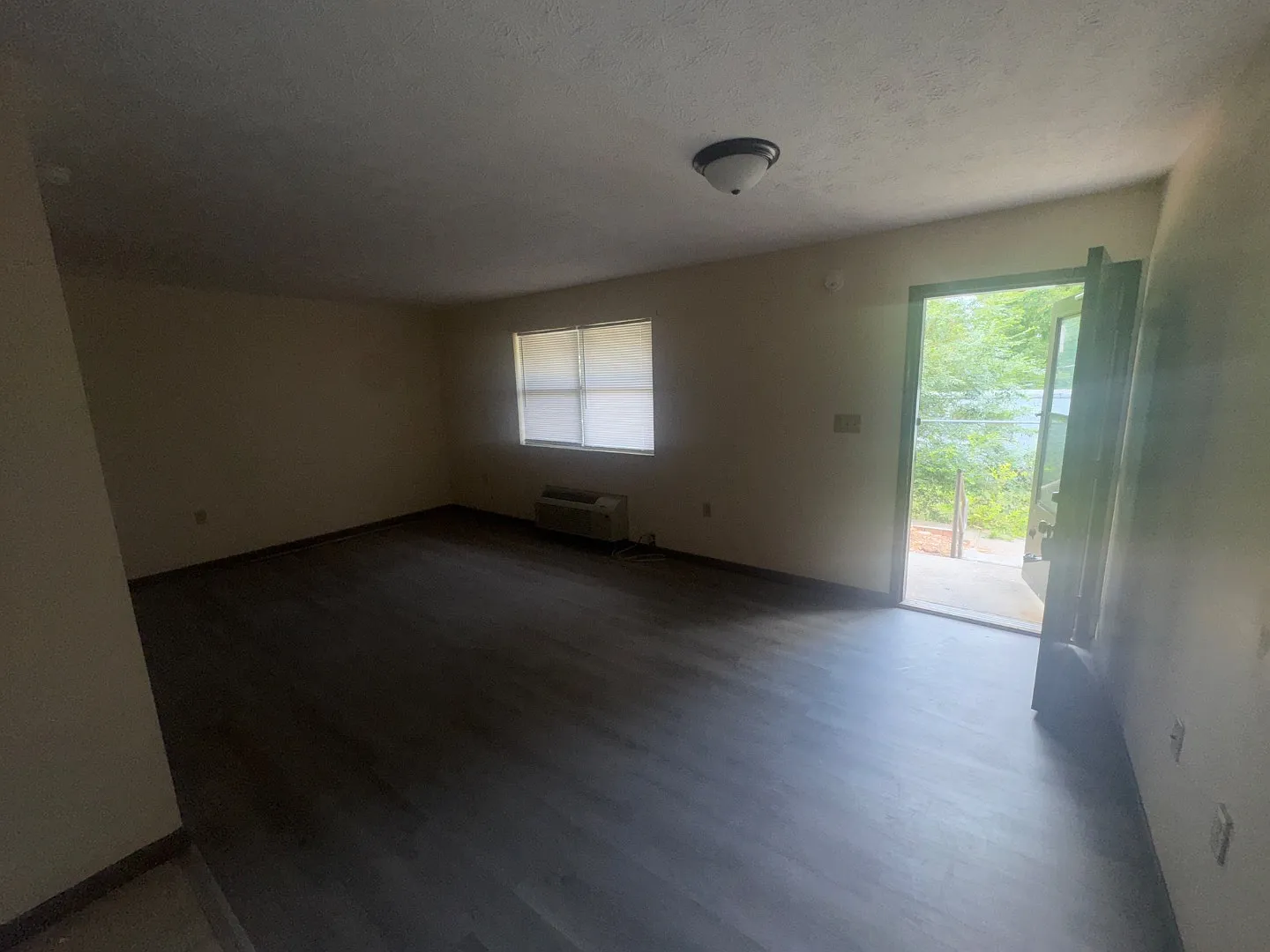 630 Village Way - Unit 1 — Photo 3