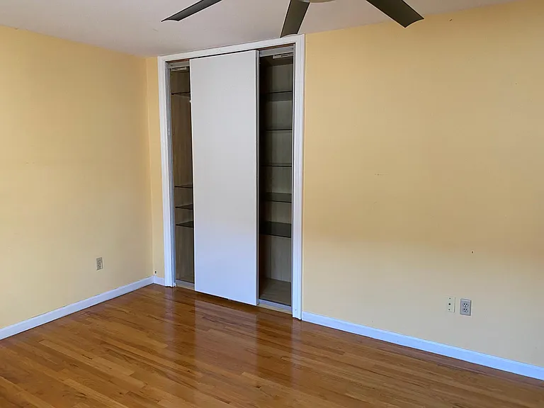 10 Hoover Ave #2 — Photo 8