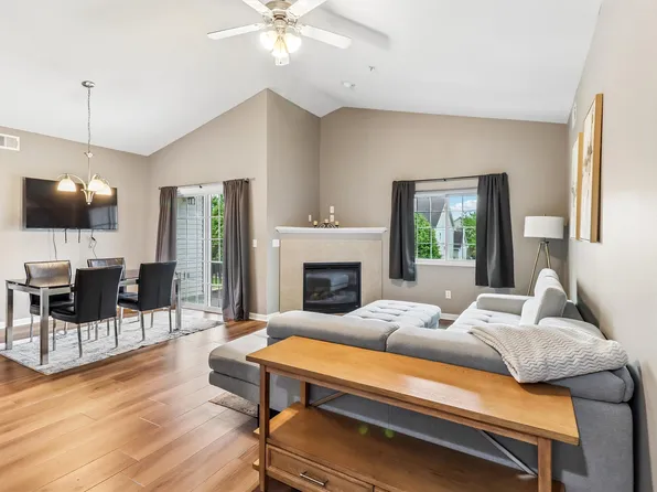 6255 Beechtree Dr Unit 1302, West Des Moines, IA 50266