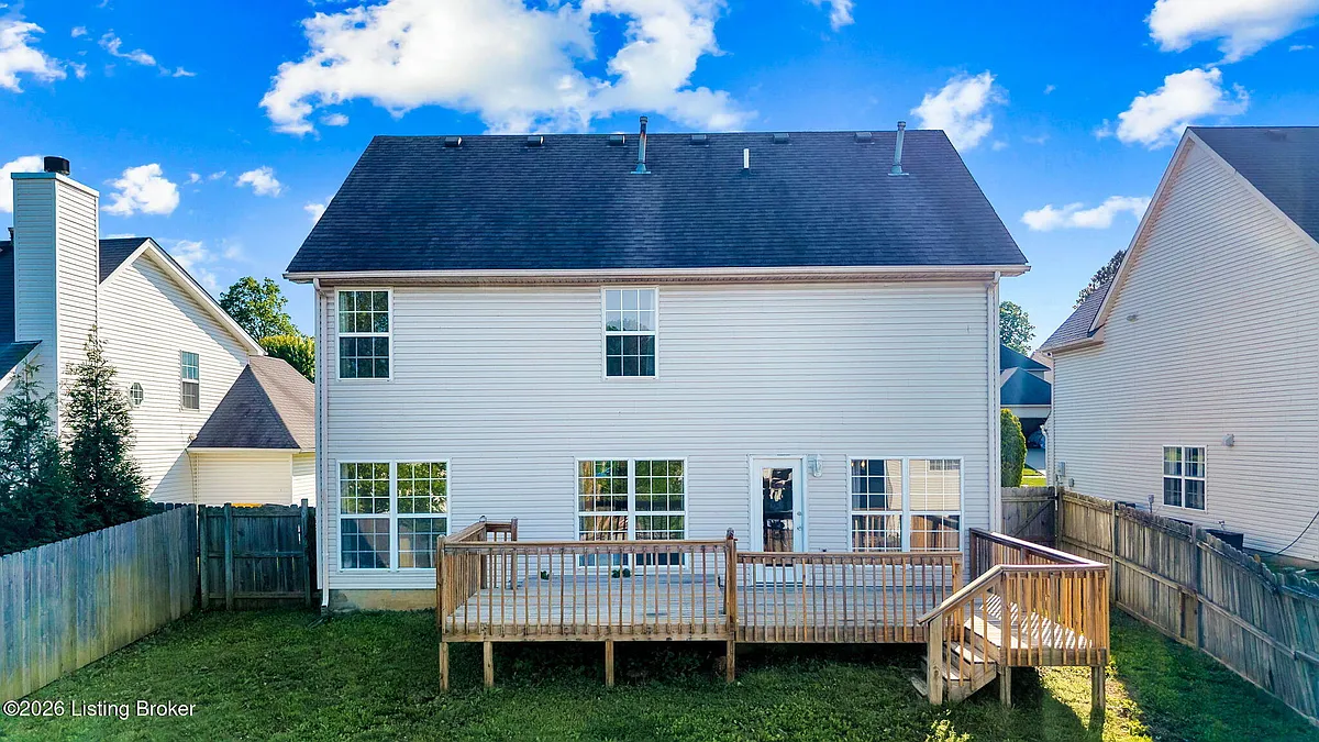 Building Photo - 5001 Middlesex Dr