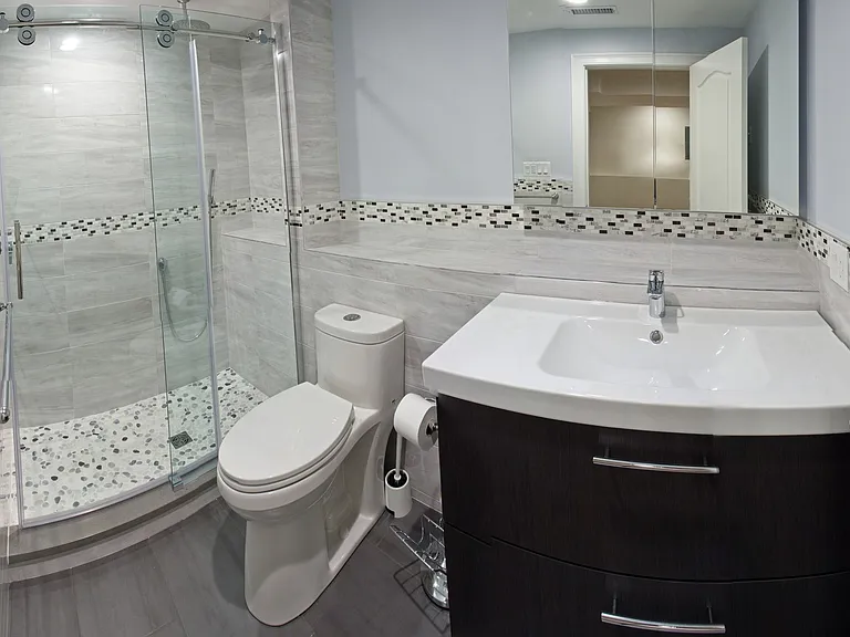 Ground floor bathroom
