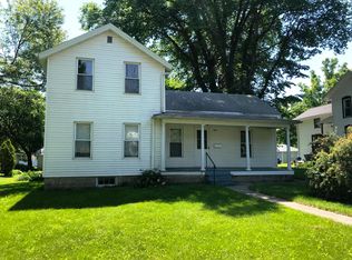 411 S Janesville St, Whitewater, WI