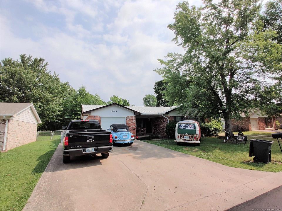 2nd image of 309 Redbud Ln