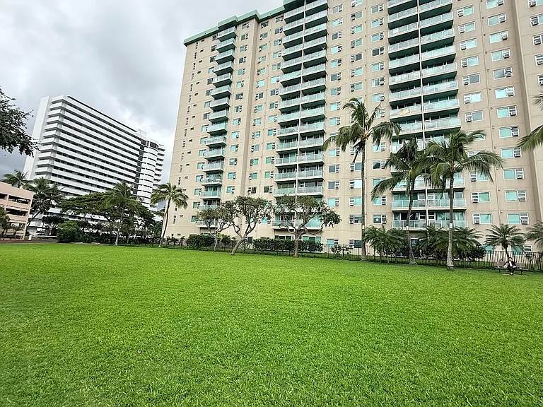 3009 Ala Makahala Pl #612 — Photo 17