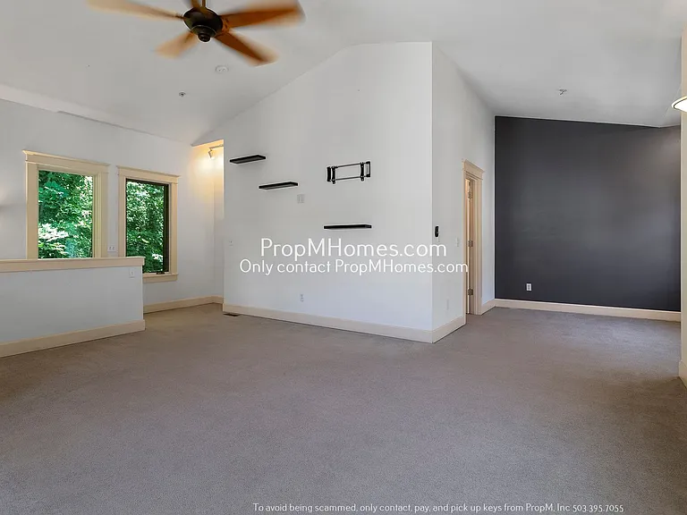 1822 SW 18th Ave #5 — Photo 11