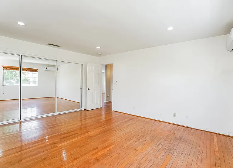 522 Washington St #522 — Photo 12