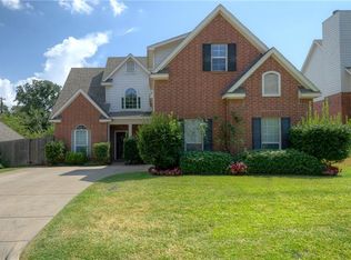 528 Mattie Ln, Lake Dallas, TX 75065