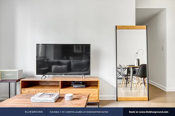 Rented by The Blueground | media 44