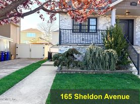 165 Sheldon Ave, Staten Island, NY