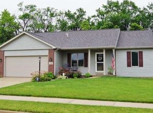 140 Park Ridge Dr, Warsaw, IN 46580