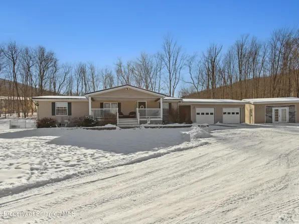 57 Center Ln, Susquehanna, PA 18847
