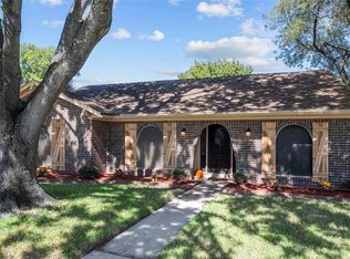 517 Lincoln St, Deer Park, TX 77536