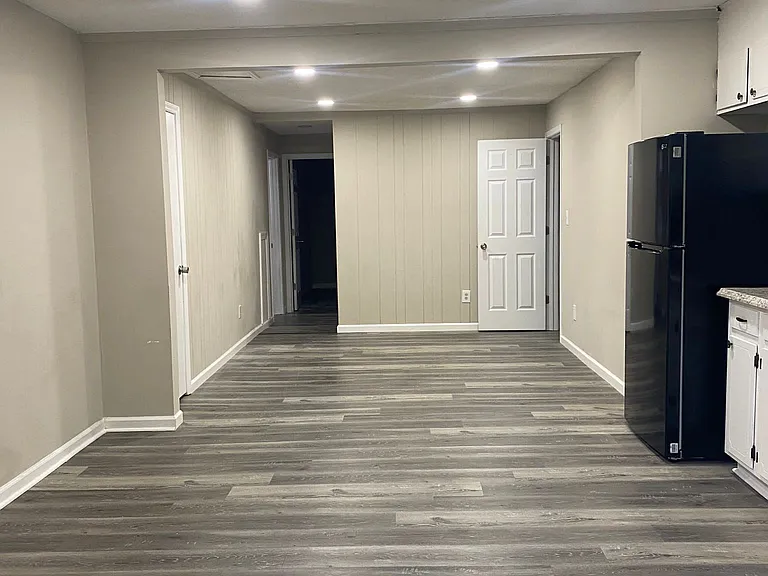 701 Cascade Rd — Photo 1
