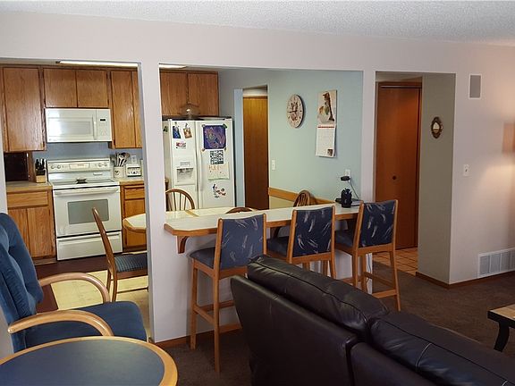 4th image of 5608 68th Avenue Ct W