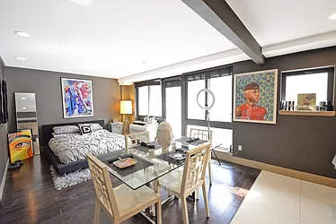 Rented by Peter Ashe